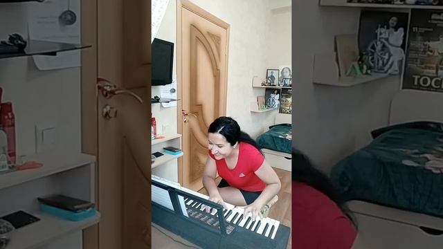 Ю.Почкалова- Трава у дома смотреть онлайн