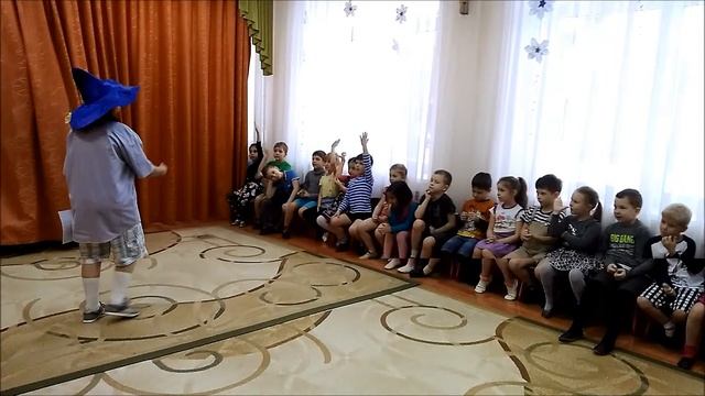 Познавательное развлечение "Незнайка в стране сказок" для детей старшего дошкольного возраста смотреть онлайн