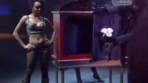 Исчезновение девушки в ящике - Человек в маске - Тайны великих магов - Разоблачение фокусов