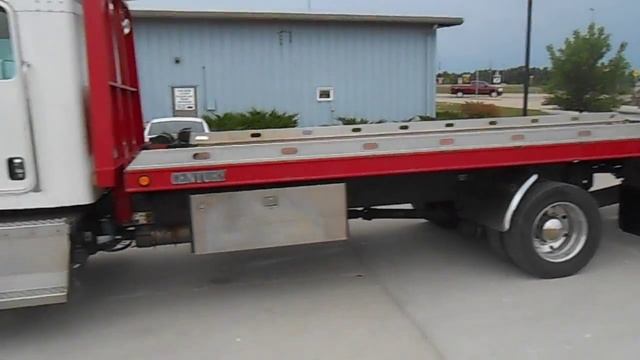 2010 Kenworth T270 with Century 21ft Steel Bed смотреть онлайн