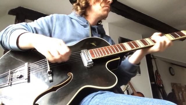 Hofner 458 S E1 50s archtop guitar смотреть онлайн