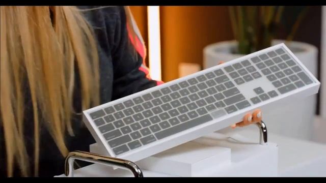 apple | unboxing new mac pro + 2x pro display xdrs... смотреть онлайн