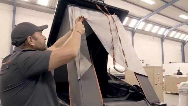 Alu-Cab Gen 3.1 Expedition Tent Walkthrough смотреть онлайн