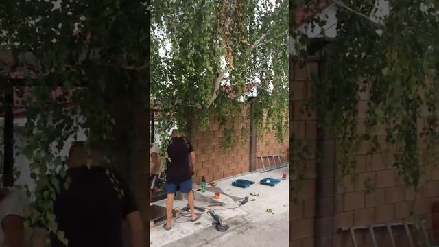 Забор из французского камня смотреть онлайн