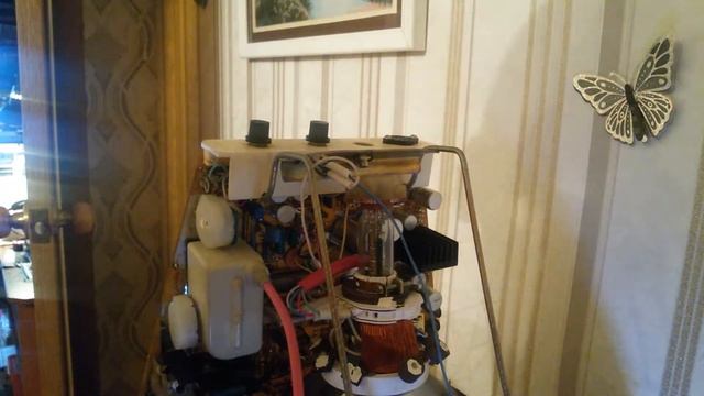 монитор "ЭЛЕКТРОНИКА МС 6105.11" 1991 года выпуска -ЧТО ВНУТРИ? (КИНОЖУРНАЛ ПАЯЛЬНИК №60.21(№120)) смотреть онлайн