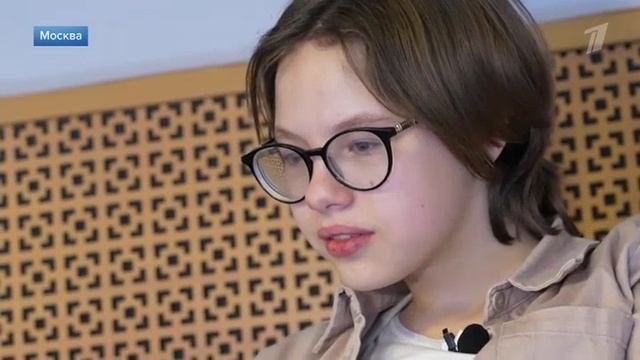 Семья девочки из Петербурга, чью мечту исполнил Владимир Путин, побывала в павильоне № 1 на ВДНХ смотреть онлайн