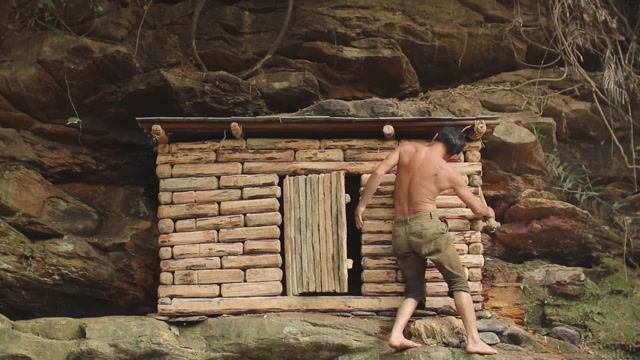 90 дней: как я строю, выживаю и готовлю в тропическом лесу смотреть онлайн