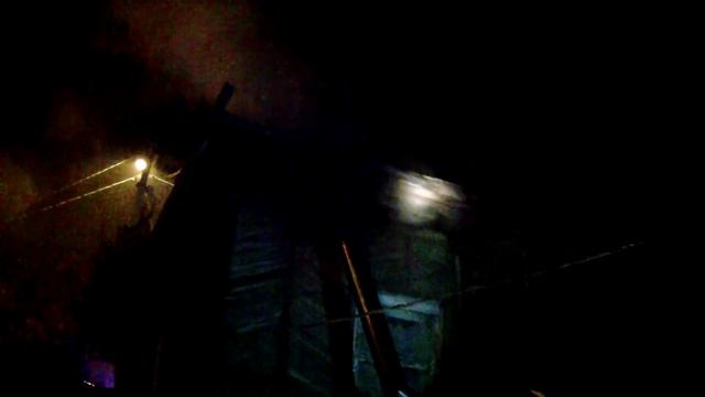 Бесстрашный собственник. Труба под крышей. Ложный вызов. Печка! Работа пожарных от первого лица. смотреть онлайн