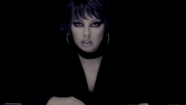 Ebru Gündeş - Söyleyin смотреть онлайн