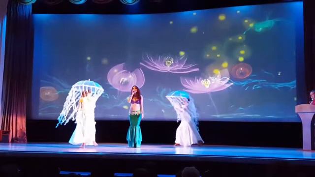 Алёна Гвоздецкая - песня из мультфильма Русалочка - Весь этот мир смотреть онлайн