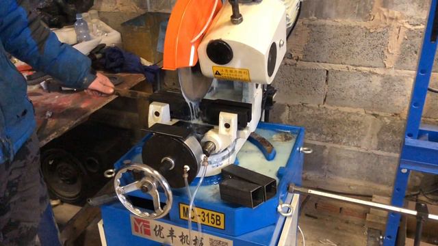 Дисковая отрезная пила МС-315В, полуавтоматическая смотреть онлайн