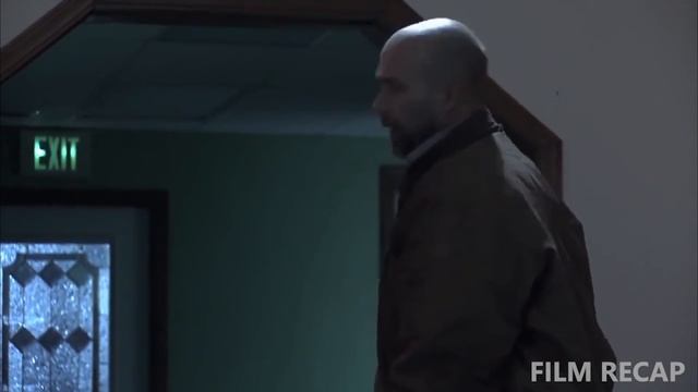 Psychotic Killer Plays A Strange Game Where He Tries To Eliminate A Girl From Every US City смотреть онлайн