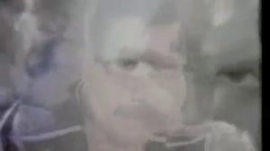 Freddie Mercury - Living on my own [Lyrics]