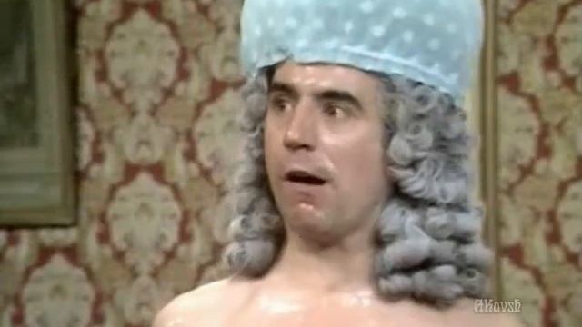 Лев и Брадобрей - Монти Пайтон - Monty Python смотреть онлайн