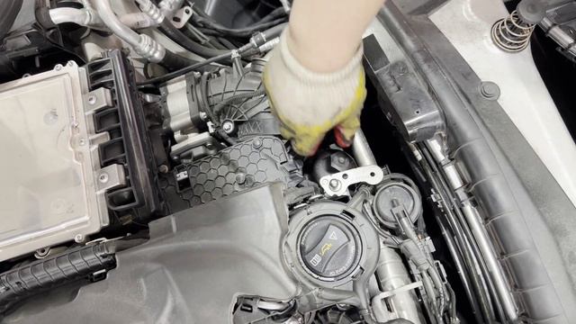 대전 엔진 오일 싼곳 벤츠 cls 400d 엔진 오일 교체 모튤 8100 X-CLEAN EFE 5W30 합성유 엔진룸 세차 서비스 예일모터스 유성 смотреть онлайн