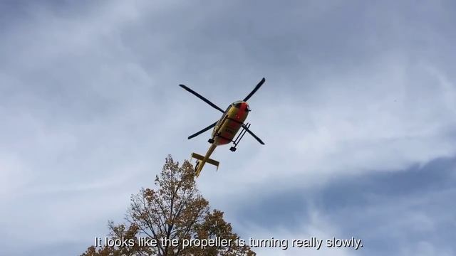 ADAC Helicopter Lands in Peine, Germany смотреть онлайн