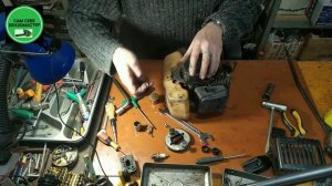 Бензокоса, замена сальников коленвала.