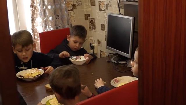 Счастье, когда все дома! смотреть онлайн