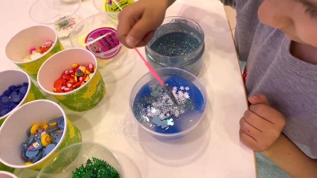 ФАБРИКА СЛАЙМОВ - делаю слайм Холодное сердце. Часть 1 смотреть онлайн