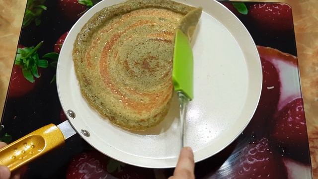 Доса из зеленых маш с соусом арбузных семен - очень полезный завтрак | Индийское блюдо ДОСА и ЧАТНИ смотреть онлайн