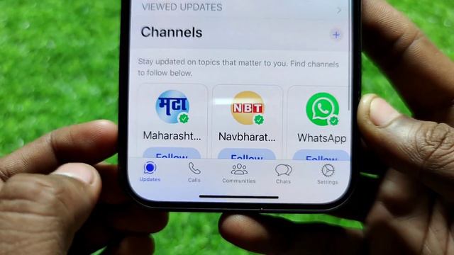 How To Add WhatsApp Status in iPhone || iPhone Me WhatsApp Status Kaise Lagaye смотреть онлайн