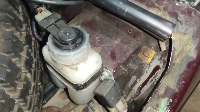 Страшилка: вода в салоне Нивы. У кого-то есть.., у многих нет?! смотреть онлайн