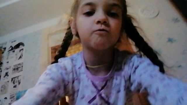 Стаканчики и кошка