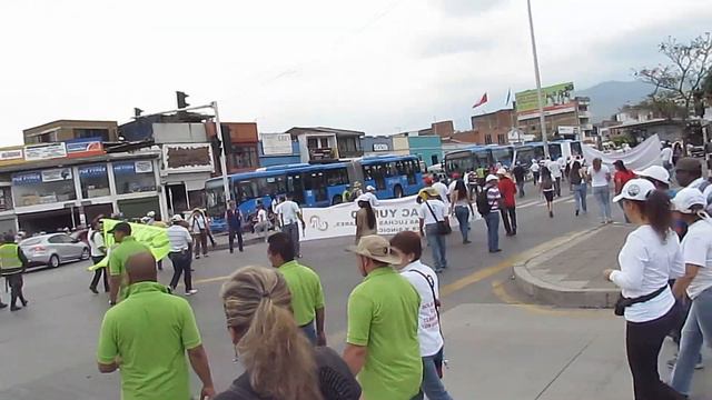 Octubre 12 2012 - Marcha de los Indignados en Cali смотреть онлайн