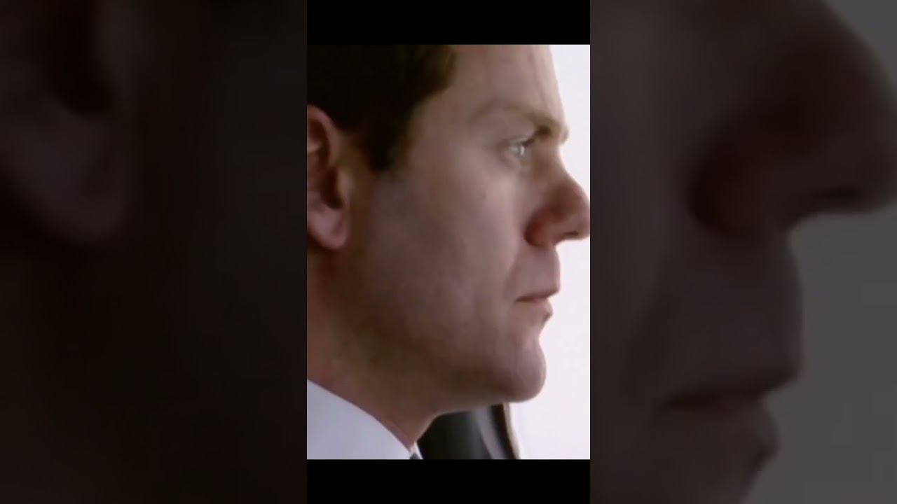 Капитан выпал из самолёта на высоте 5000 метров! #shorts #факты #авиация смотреть онлайн