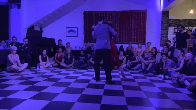 Élise Barbot y Roque Bravo @ Practica Gallo Rojo 1/21/23 смотреть онлайн