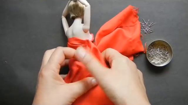 How to Make a Couture (Draped) Dress for your Doll смотреть онлайн