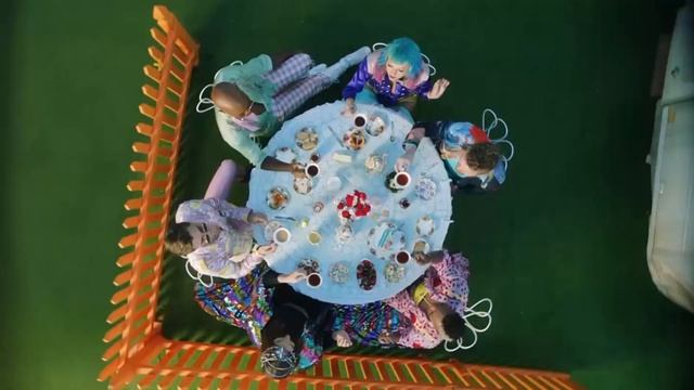 POP SONG REVIEW: "You Need to Calm Down" by Taylor Swift смотреть онлайн