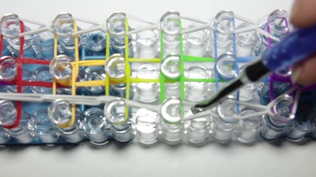 Браслет из резинок " Летний"/Как плести из резиночек/плетение браслета из резинок на станке смотреть онлайн