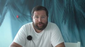 Девушка не проявляет инициативы / Не пишет и не звонит первой