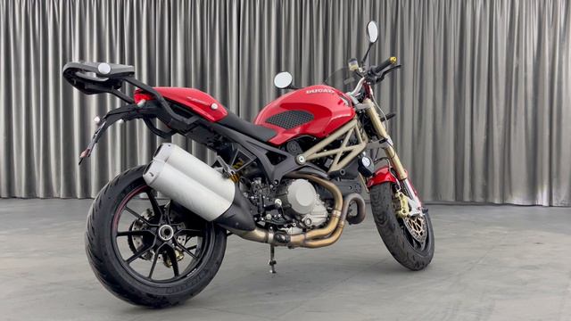 Ducati Monster