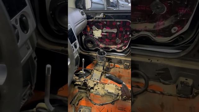 Потоп в салоне авто смотреть онлайн