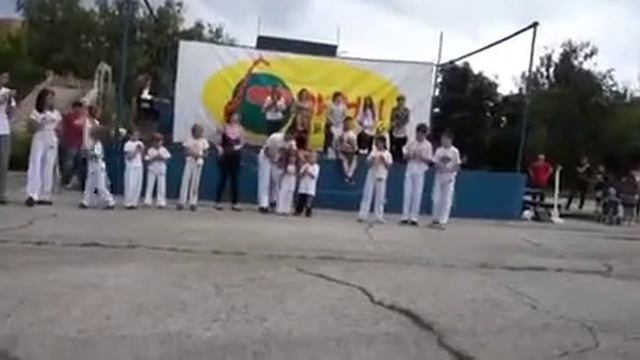 22.06.2014 - Выступление школы АБАДА капоэйра Graduado Al C смотреть онлайн