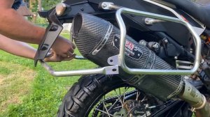 Установка багажных рамок и боковых кофров Tripfella на примере KTM 1190