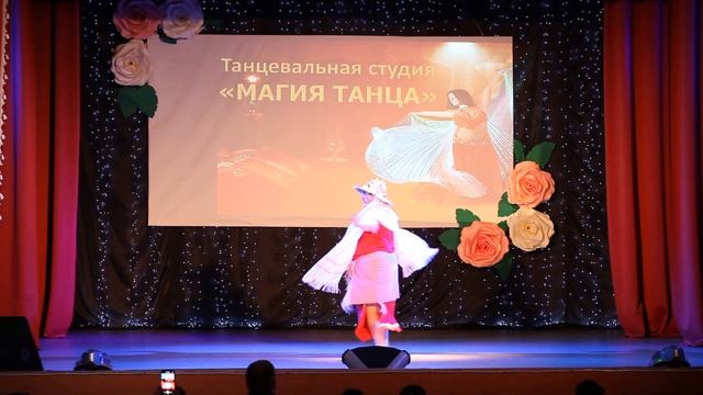 Липатникова Светлана (Ашким) фольклорный танец стран Марокко "Джаббалия" смотреть онлайн