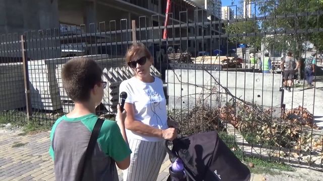 ДЕТСКИЕ ПЛОЩАДКИ - ХОРОШИЕ ИЛИ ПЛОХИЕ? Что думают об этом новороссийцы. Опрос на улицах города. смотреть онлайн