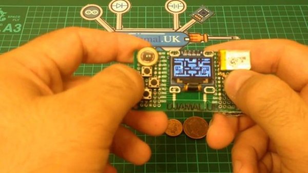 Play Most Famous Classic GAMES On This「ESP8266 - Based Mini Game Console」