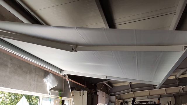 Кассетная маркиза для автомобиля Kampina-V250x2 смотреть онлайн