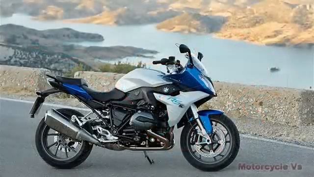 2015 Honda Interceptor VFR800FD Deluxe VS BMW R1200RS - Visual Comparison смотреть онлайн
