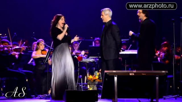 Tamara Gverdsiteli & Alessandro Safina- Guarda che luna смотреть онлайн