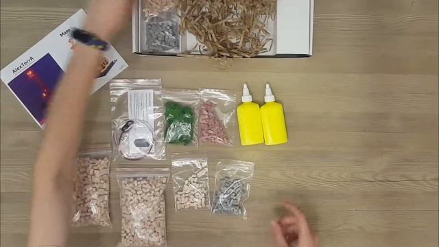 Конструктор из кирпичиков Маяк (со светом). Масштаб 1:87, кол-во деталей 1 800 шт. смотреть онлайн