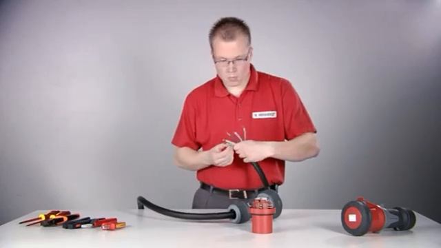 Кабельные вилки/розетки PowerTOP Xtra от MENNEKES (монтаж) смотреть онлайн