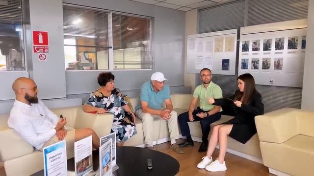 «Классный» МОСКВИЧ - уже бегу покупать | Москвич 3 сломался через 3 дня - в гарантии отказали!!! смотреть онлайн