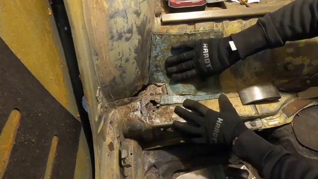 1971 Sup B VW Frankenstein Day 22 to 25 Part 1 rear cross member and luggage shelf repair смотреть онлайн