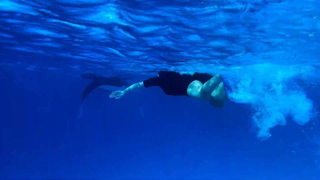 Один прекрасный день на Мальдивах смотреть онлайн