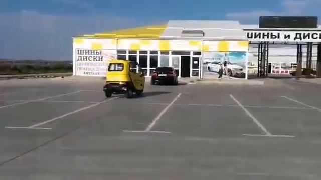 Электрический трицикл, электромобиль смотреть онлайн